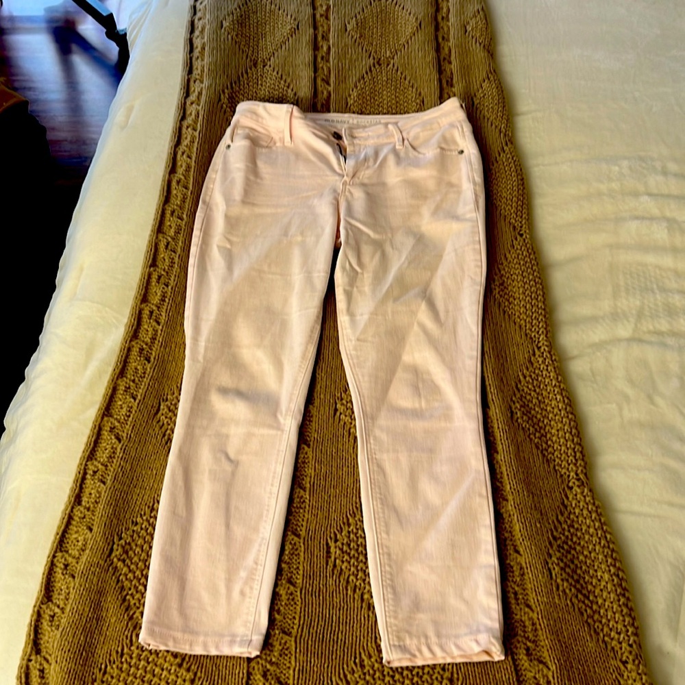 Pink skinny jeans